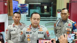 (Kapolsekta Banjarmasin Tengah, Kompol Eka S saat jumpa pers)