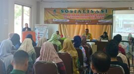 Dispersip Kalsel saat melakukan sosialisasi pembinaan perpustakaan ke Dispersip HST.