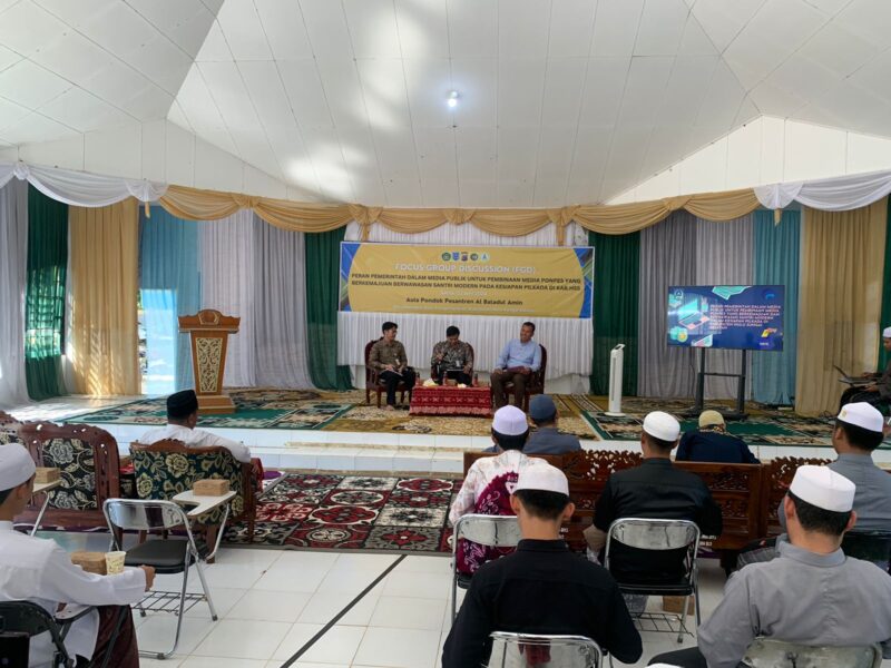 Kegiatan Forum Discussion Grup (FGD) bersama santri dan santriwati se Kabupaten HSS.