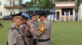 Kapolres Banjarbaru, AKBP Pius Febry Aceng Loda, memimpin serah terima jabatan (Sertijab) tiga pejabat di lingkup Polres Banjarbaru. 