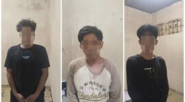 Tiga Terduga Pengedar Narkoba saat berada di tahanan. 