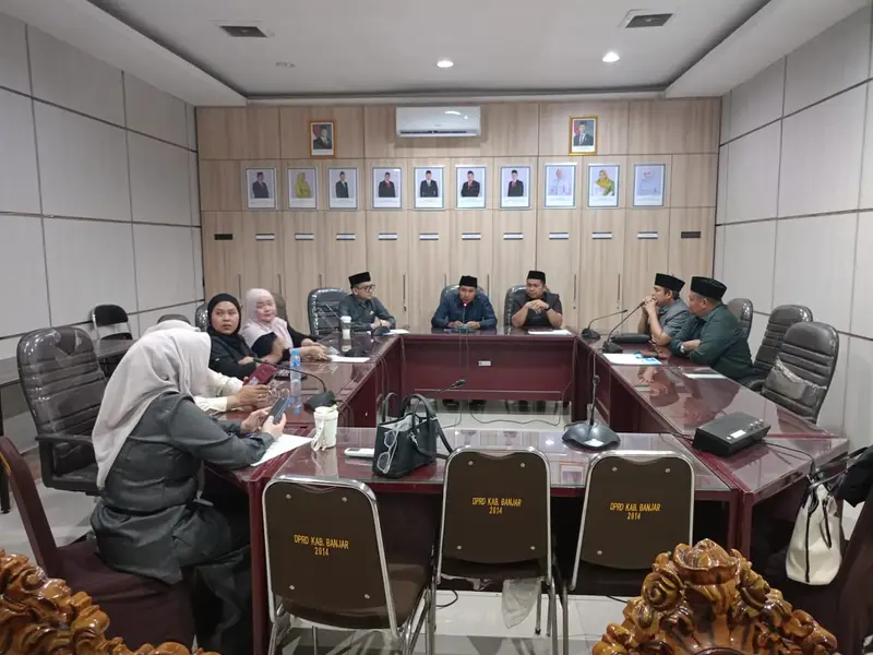 Komisi II menggelar rapat internal pada Kamis (22/5/2025) (Foto: Istimewa) 