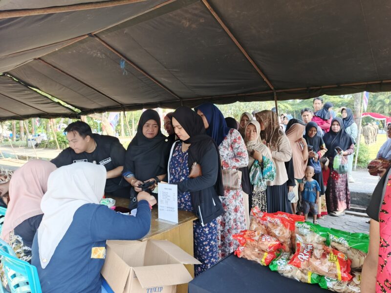 Dinas Koperasi, Usaha Mikro, Perindustrian dan Perdagangan (DKUMPP) Kabupaten Banjar kembali menggelar pasar murah. 