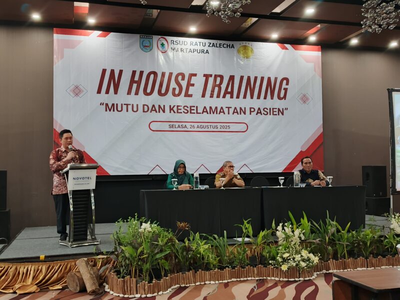 In House Training dengan tema “Mutu dan Keselamatan Pasien” Yang digelar di salah satu Hotel di Banjarbaru, Selasa (26/8/2025).