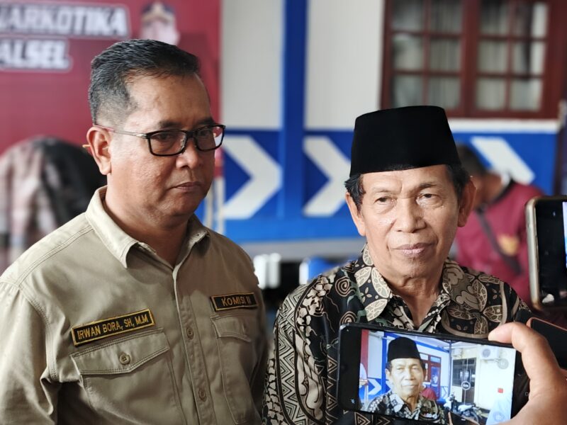 Tokoh masyarakat Kabupaten Banjar, H Gusti Abdurachman (kanan) 