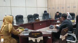 Rapat Dengar Pendapat (RDP) Komisi IV DPRD Kabupaten Banjar bersama Dinas Sosial, Pemberdayaan Perempuan, Perlindungan Anak, dan Keluarga Berencana (Dinsos P3AP2KB) Kabupaten Banjar yang dijadwalkan pada Selasa (27/1/2026) terpaksa ditunda.