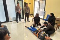Lalu Lintas (Sat Lantas) Polres Barito Kuala (Batola) menggelar forum group discussion (FGD) dan pelatihan Pertolongan Pertama Gawat Darurat (PPGD) bagi anggota Badan Pemelihara Keamanan (BPK), Rabu (11/2/2026) sore. (Foto: Ist) 