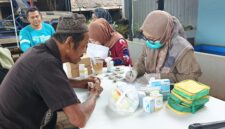 Pemerintah Desa Awang Bangkal Barat, Kecamatan Karang Intan, Kabupaten Banjar, menggelar program pelayanan kesehatan gratis bagi masyarakat, Sabtu (23/5/2026).