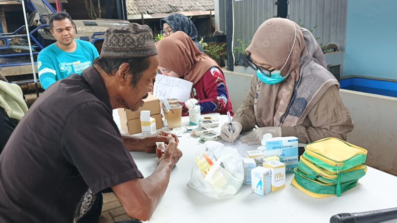 Pemerintah Desa Awang Bangkal Barat, Kecamatan Karang Intan, Kabupaten Banjar, menggelar program pelayanan kesehatan gratis bagi masyarakat, Sabtu (23/5/2026).